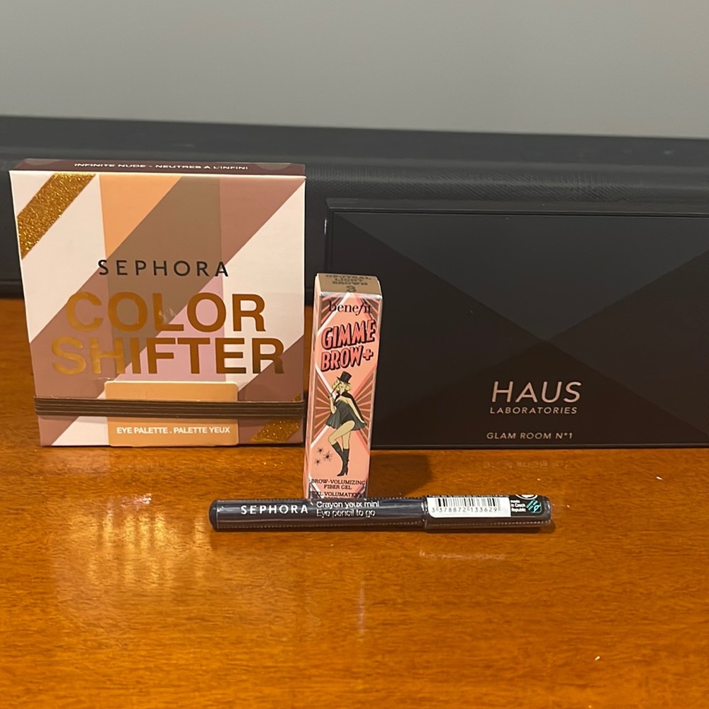 New and never used - 2 Make-up Duo (Gimme Brow Gel/Eye Liner pencil)